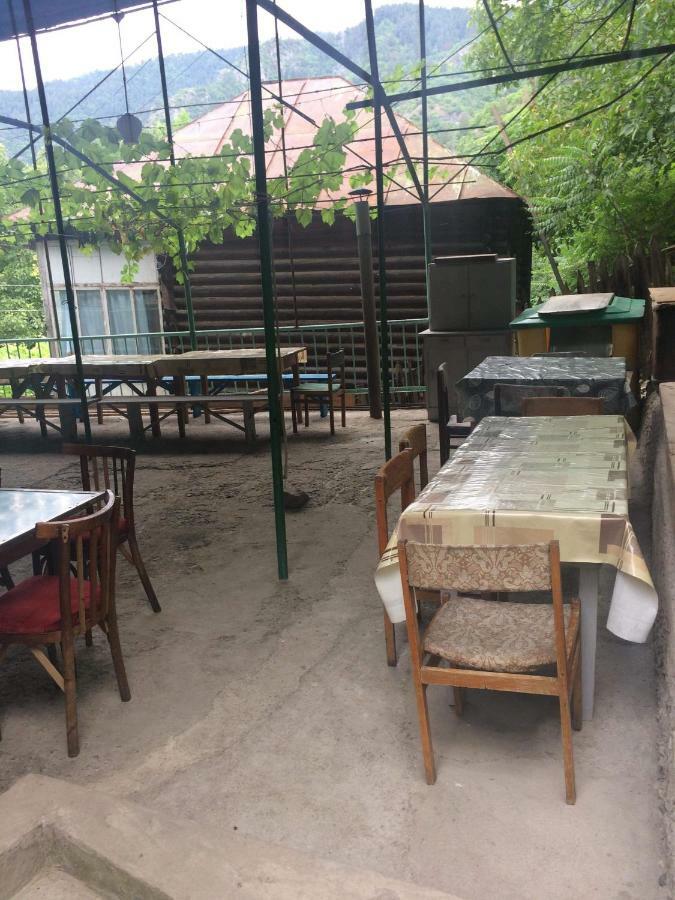 Guesthouse Malkhazi Боржоми Екстериор снимка